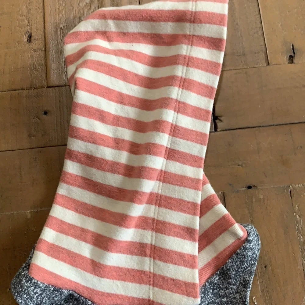 Lulu + roo striped hooded sleeveless vest - Picture 7 of 8